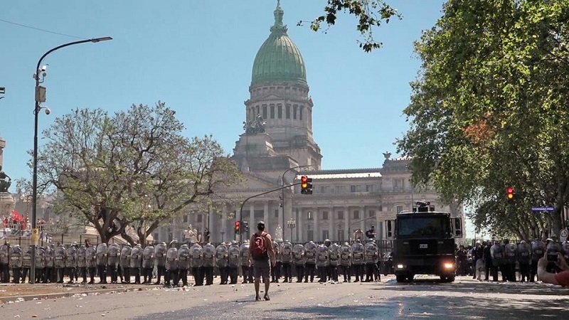 República versus democracia (o el palacio contra la calle)