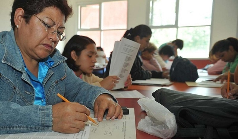 Secundaria de adultos: el Gobierno busca precarizar las condiciones de trabajo de los docentes