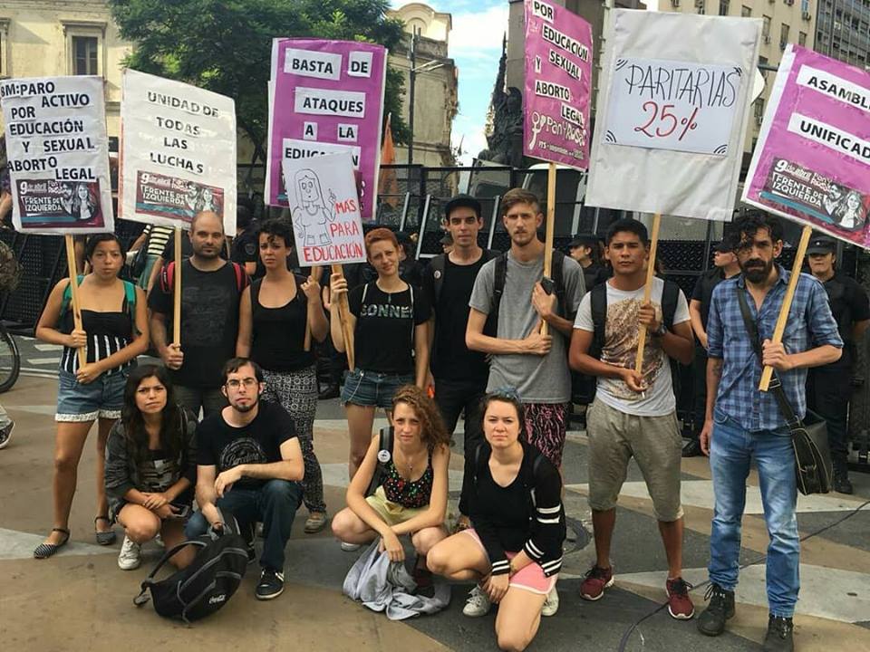 8M: las docentes en formación marchamos por educación sexual y aborto legal