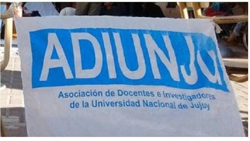 Docentes exigen que ADIUNJu adhiera al paro nacional de CTERA y convoque a movilizar