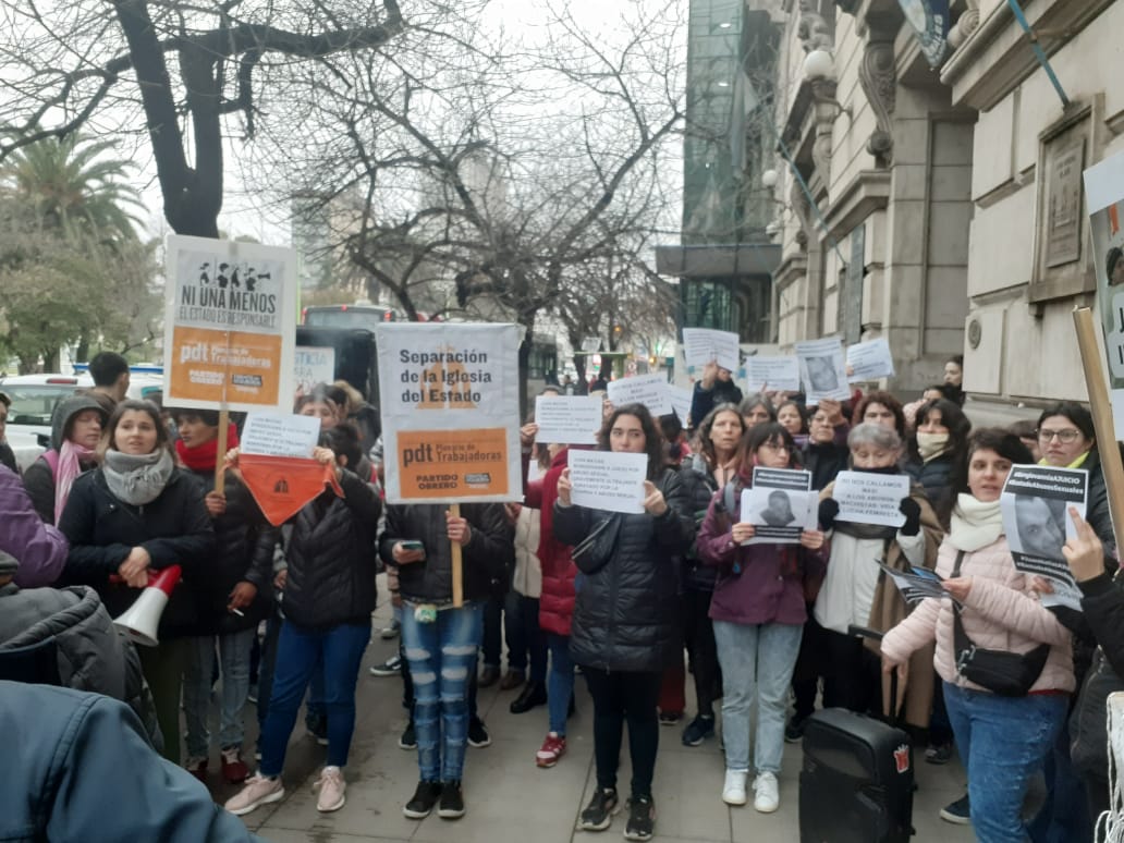 Comenzó el juicio a un docente de instituciones religiosas denunciado por abuso por ex alumnas