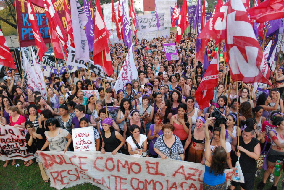 Sigue la intensa actividad de Pan y Rosas para viajar a San Luis