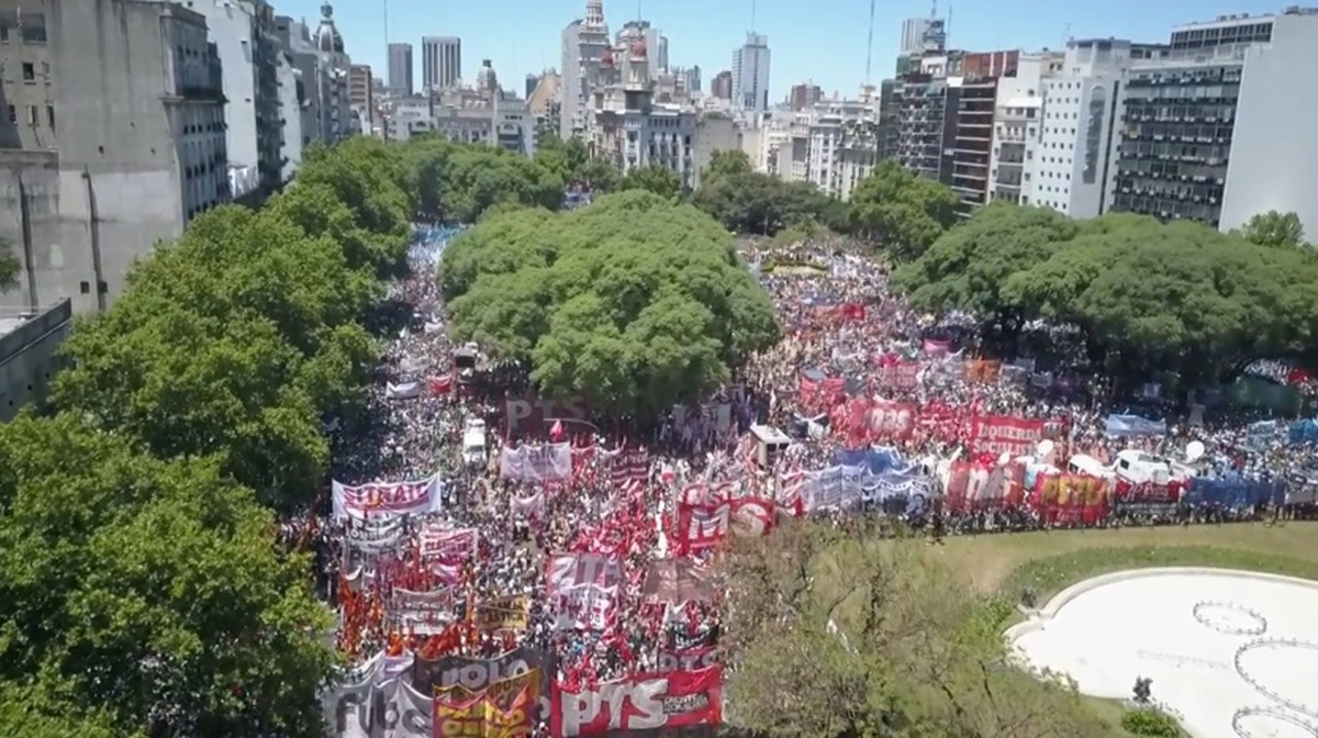 Argentina 2024: resistencia por abajo, transa por arriba