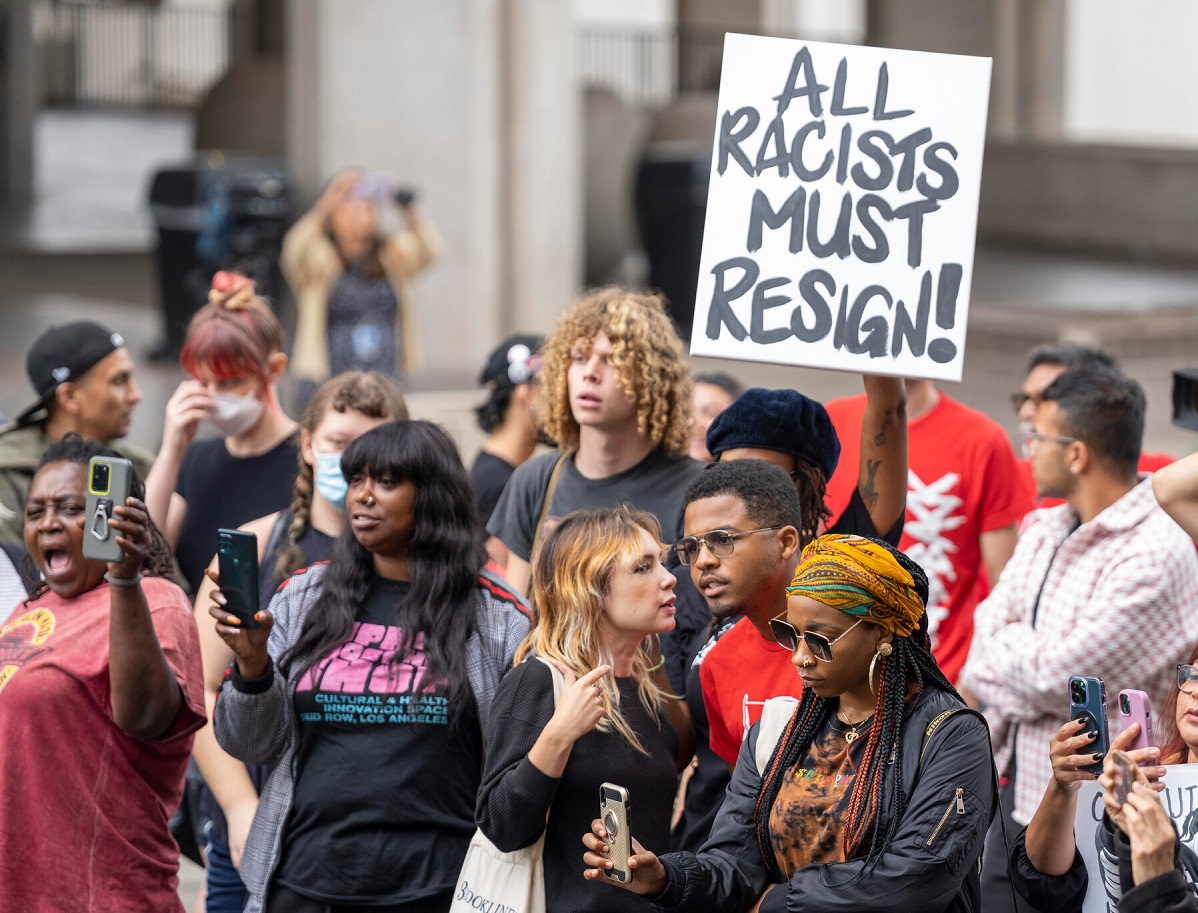 Declaraciones racistas de concejales Demócratas generan indignación en Los Angeles