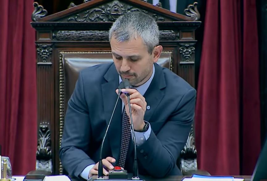 ¿Por qué cayó la sesión de Diputados? La visita a genocidas de libertarios y el desplante del bloque de Pichetto