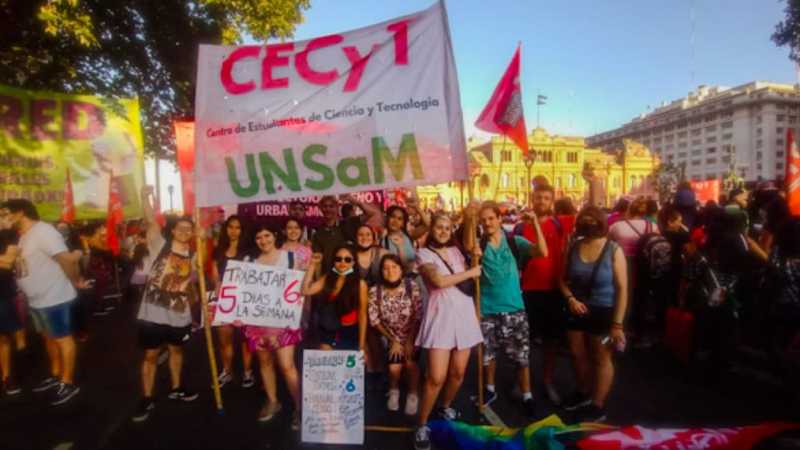 Demos fuerza al centro de estudiantes de Ciencia y Tecnología independiente democrático y de lucha