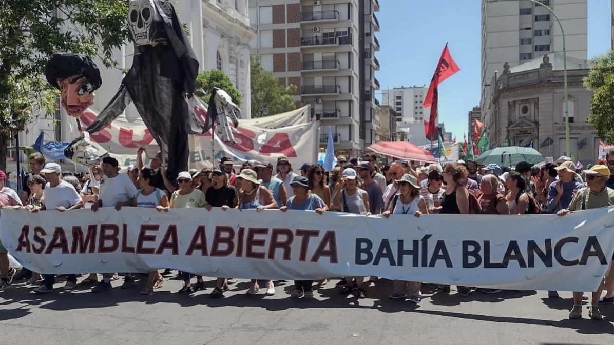 Bahía Blanca: Fortalezcamos la Asamblea hasta derrotar el DNU y el conjunto del ajuste