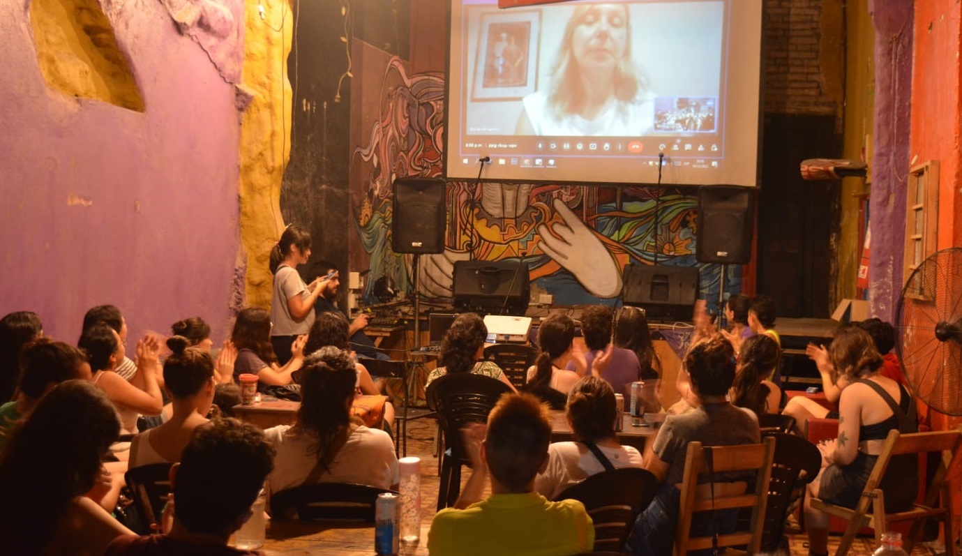 Experiencias para la resistencia: encuentro feminista de Pan y Rosas en Tucumán