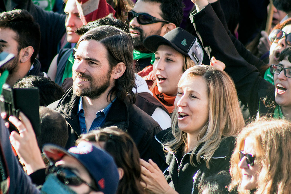 Nicolás DelCaño y Myriam Bregman en el corte del Puente Pueyrredón en el paro nacional del 25 de septiembre 2018. 