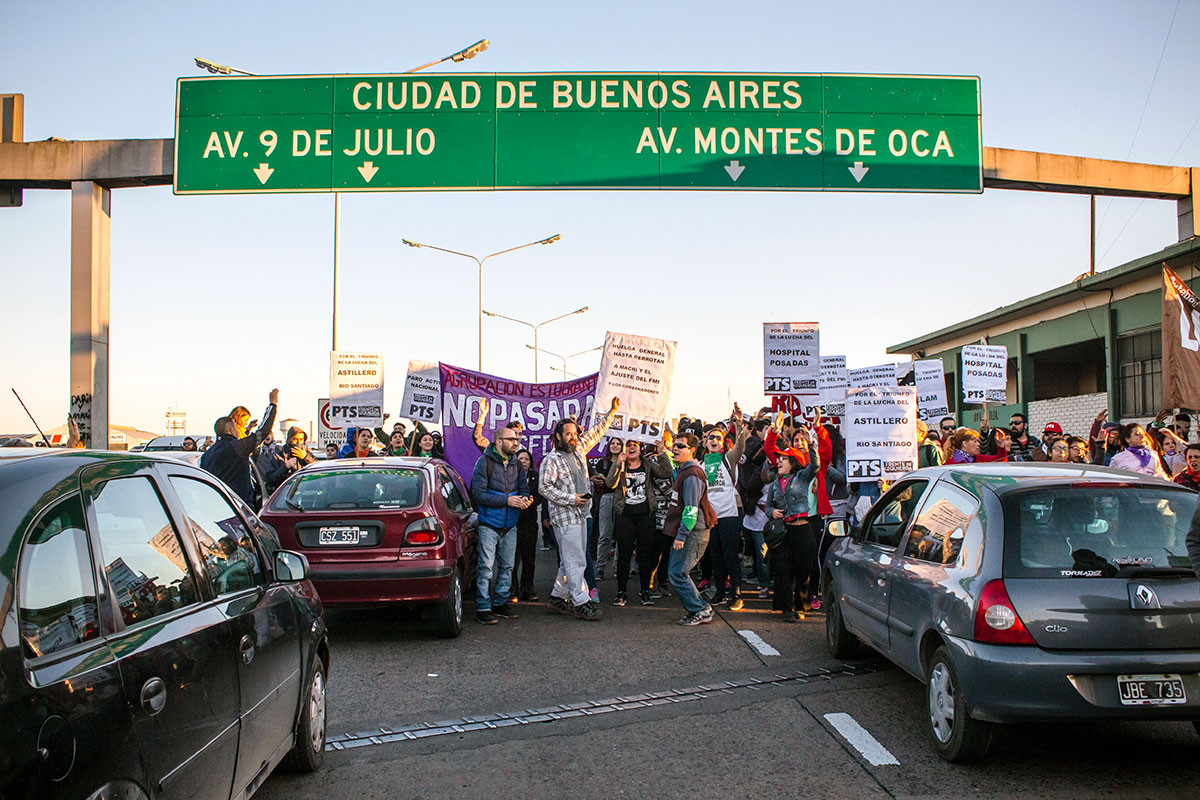 Corte del Puente Pueyrredón en el paro nacional del 25 de septiembre 2018. 