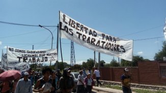 Multitudinaria marcha por la libertad de los detenidos en La Esperanza