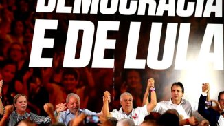 El PT lanza la precandidatura presidencial de Lula un día después de la condena sin pruebas