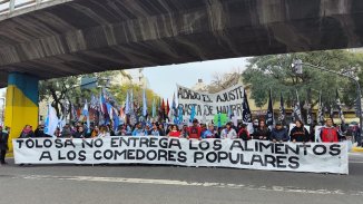 Organizaciones piqueteras marcharon contra el hambre y el ajuste