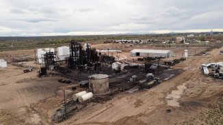 [Video] Así quedó la refinería de Plaza Huincul tras la explosión en la que murieron tres petroleros