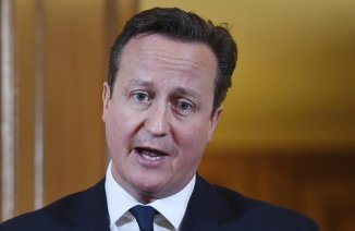 Cameron le pide a Obama su respaldo para espiar las redes sociales 