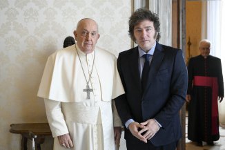 El factor Bergoglio: el declive de Milei y la crisis del peronismo