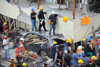 Televisa hace un circo de la tragedia en el Colegio Rébsamen