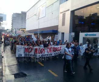 Marcha educativa en Morón ganó las calles