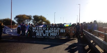 Manifestación por la libertad de las presas mapuche