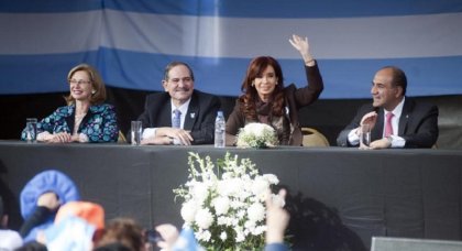 Cristina Kirchner visita Tucumán en medio de una creciente interna del peronismo local