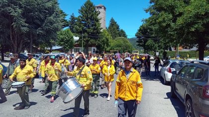 Trabajadores de Parques Nacionales marcharon en defensa de los puestos de trabajo