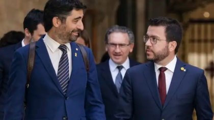 Crisis en el gobierno catalán: la disputa por ver quién encabeza la restauración autonómica