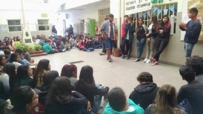 Caba: triunfó el rechazo al código de vestimenta en el Liceo 8