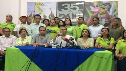 Correa volvió a Ecuador y disparó contra sus antiguos aliados