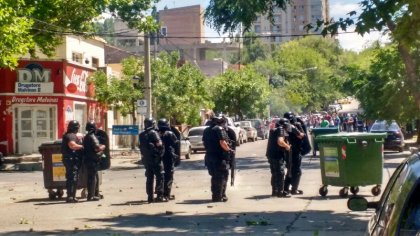 Neuquén: nuevamente la Policía reprime a trabajadores en Casa de Gobierno