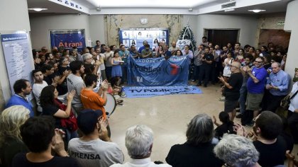 Hubo paro y asamblea conjunta de los tres medios públicos contra los despidos