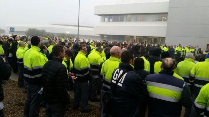 Todo el apoyo del SEI a la plantilla de Opel en Zaragoza