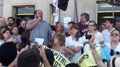 Hospital Posadas: paro, caravana y corte en la 9 de Julio contra los despidos