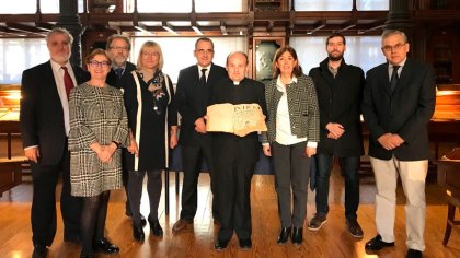 Basta de intromisión de la Iglesia católica en la universidad de Zaragoza