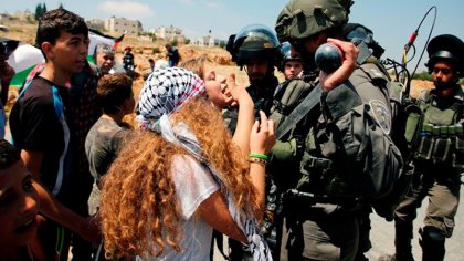 Postergan juicio a Ahed Tamimi, símbolo de la resistencia palestina