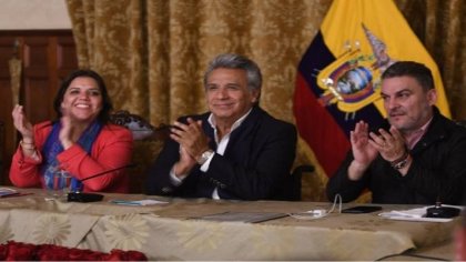 Victoria del Sí en el referéndum de Ecuador