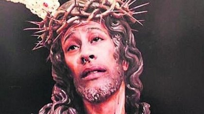 Gran apoyo al condenado por el fotomontaje de la cara de Jesucristo