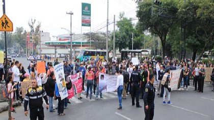 Bloqueo en Universidad y Copilco contra inmobiliaria Be Grand