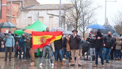 Así beneficia la legislación de extranjería los resultados electorales de la extrema derecha