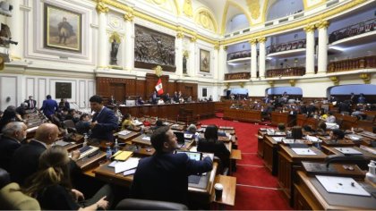 Congreso peruano aprueba adelantar las elecciones generales para el 2024