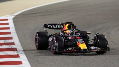 GP Bahrain. Max Verstappen consiguió la pole y va a lucha por el tricampeonato 