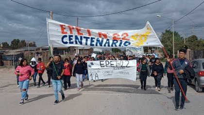 Centenario: desde la EPET 22 marchan por escuelas seguras 