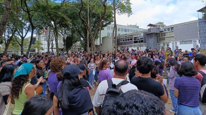 [VIDEO] Protesta en la UCV: "Solo organizadas y movilizadas podremos enfrentar la violencia machista"