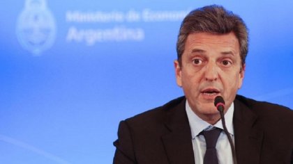 Más deuda: el Gobierno postergó vencimientos por $2 billones para 2023