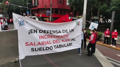 Policía reprime a trabajadores de NAFIN movilizados por sus derechos laborales 