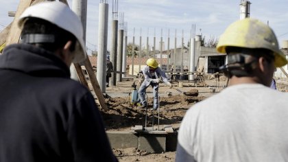 Trabajadores pobres: la mitad de los asalariados gana menos de $ 70.000 por mes