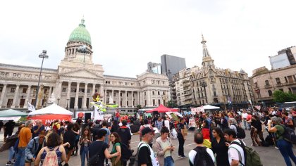 Por la lucha y la calle: el Senado deberá tratar hoy la ley que frena el apagón cultural