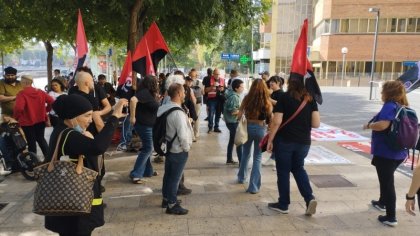 Se aplaza el juicio de Montse contra SEAT: organicémonos contra la represión sindical!