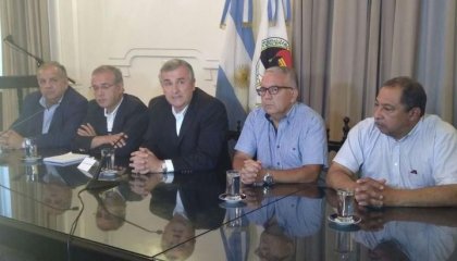 Gerardo Morales acusa de “delincuentes” a los obreros de La Esperanza luego de reprimirlos