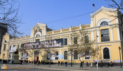 Hipocresía institucional:"Somos de la Chile y no cualquiera lo puede decir"