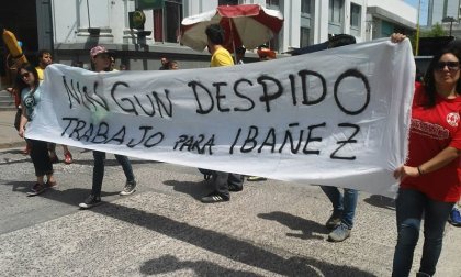 Guardavidas se manifestaron frente a la Municipalidad de Tres Arroyos